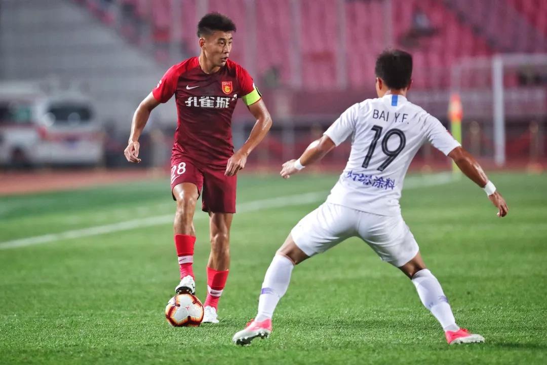 河北华夏幸福击败天津泰达,赢得历史性首胜 河北华夏幸福击败天津泰达,赢得历史性首胜