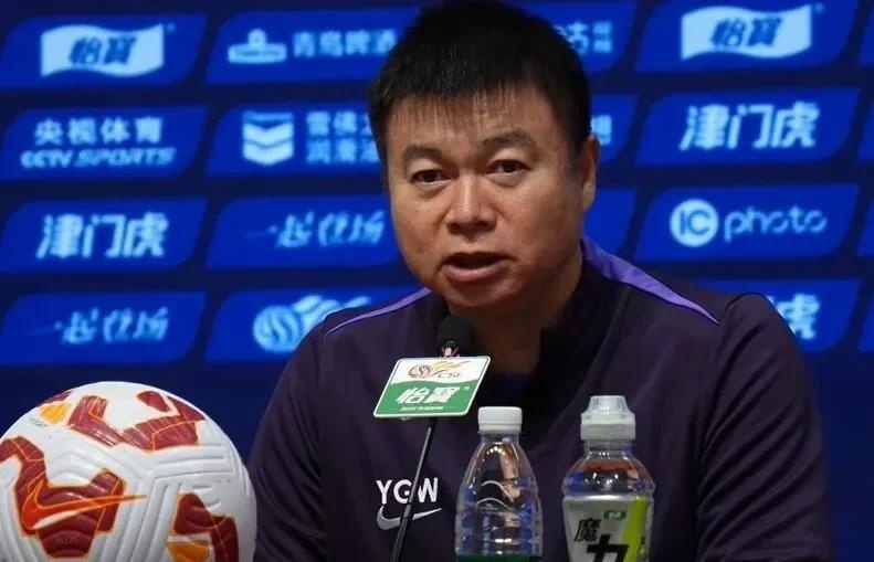 山东球队主场场地劣势，教练提出改进方案