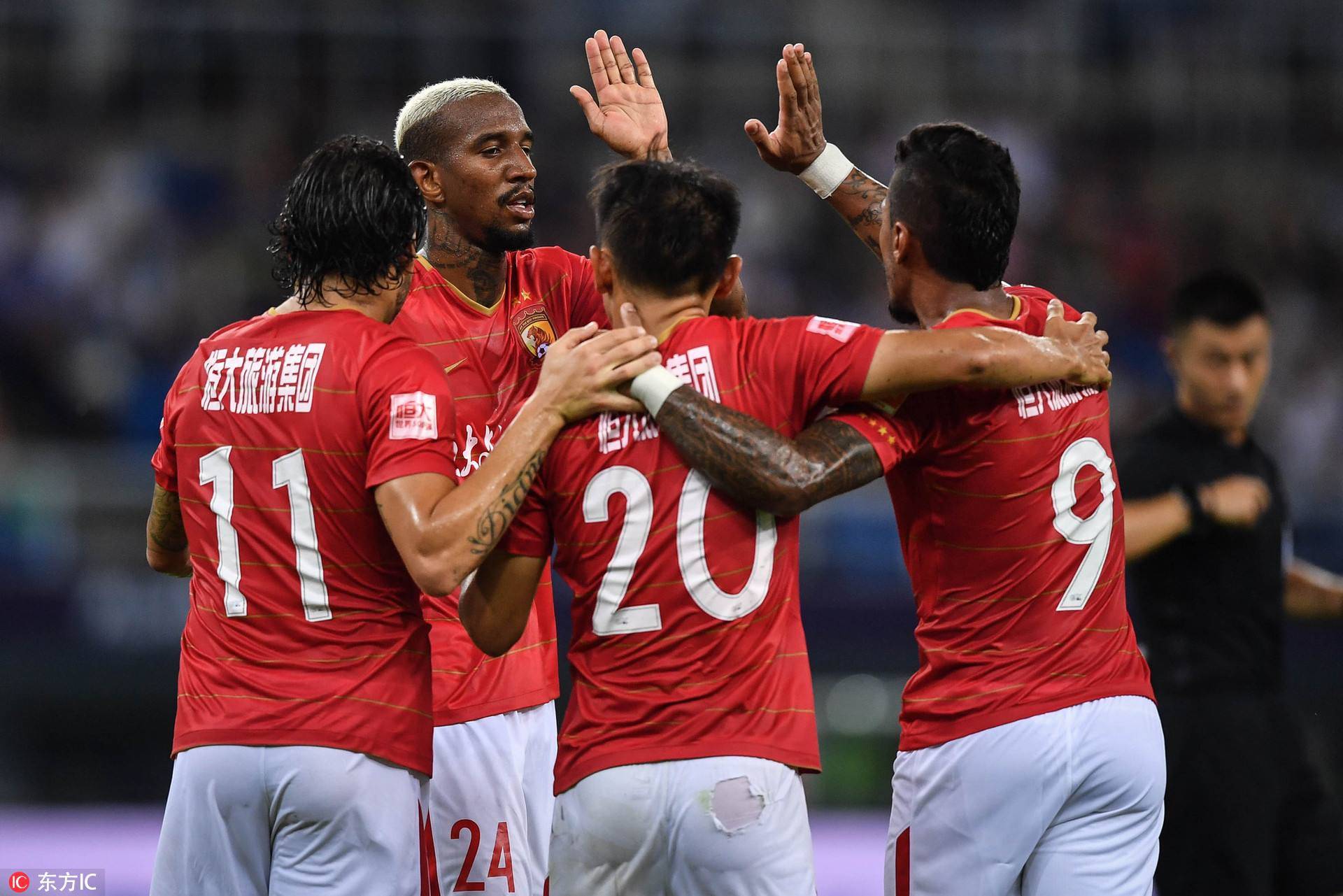 河南建业主场战平广州恒大，积分榜上升！